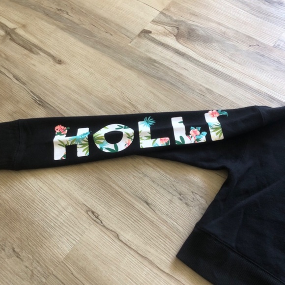 Hollister Crop Sweater - Picture 4 of 7